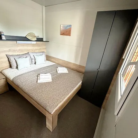 Mobile Homes Marea Apartment *
