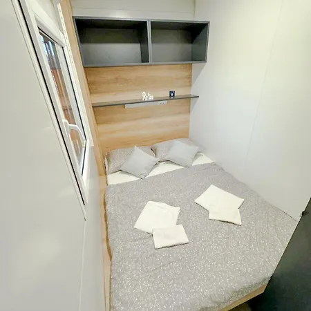 Mobile Homes Marea Apartment *