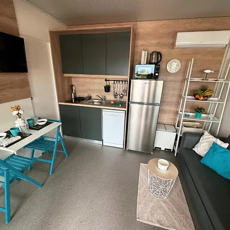 Mobile Homes Marea Apartment *