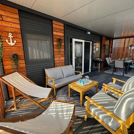 Mobile Homes Marea Apartment Turanj