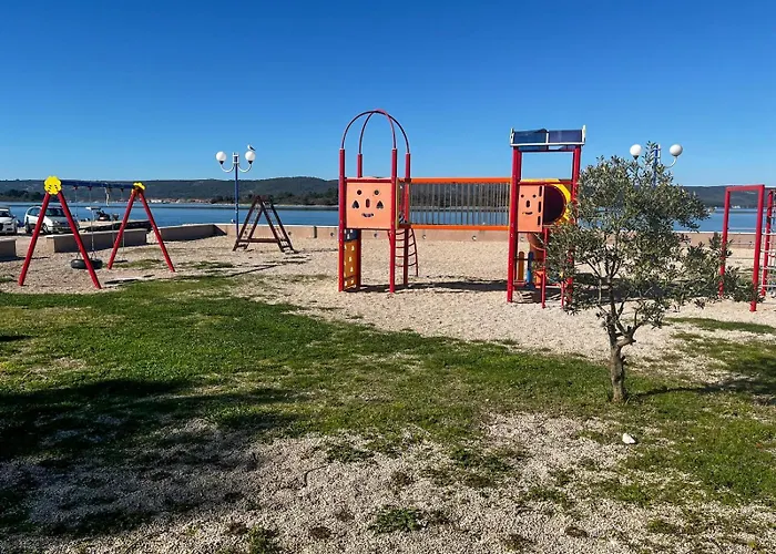 Mobile Homes Marea * Турань